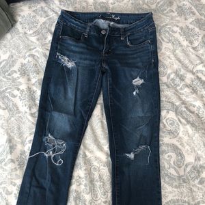 American eagle distressed jeans